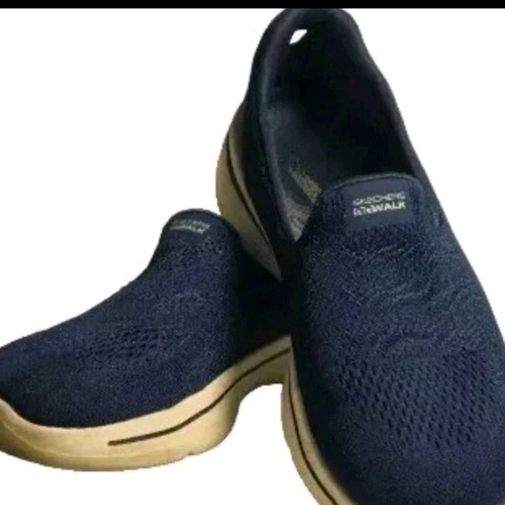 Skechers Women Blk and Tan Slip-On 124483 Sneaker Walk Nurse Work Street